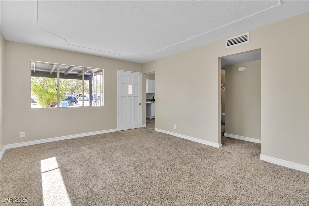 2716 Salt Lake Street Property Photo 5