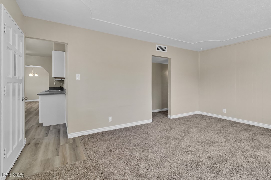 2716 Salt Lake Street Property Photo 6