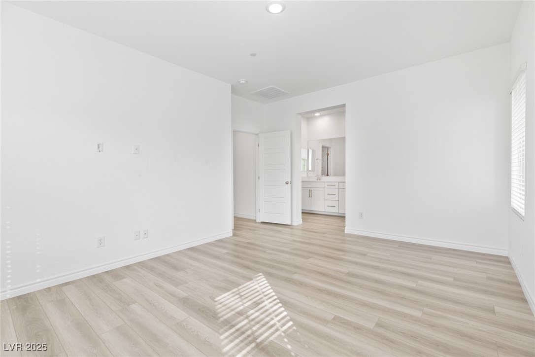 600 North Carriage Hill Drive 2098 Property Photo 16