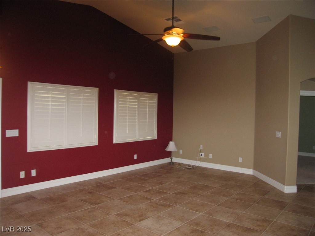1073 Otto Ridge Court Property Photo 4