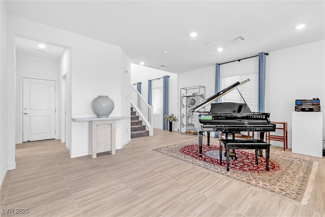 12125 Arrebol Avenue Property Photo 5