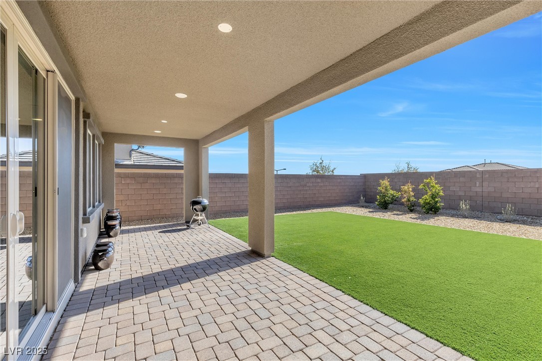 12125 Arrebol Avenue Property Photo 37