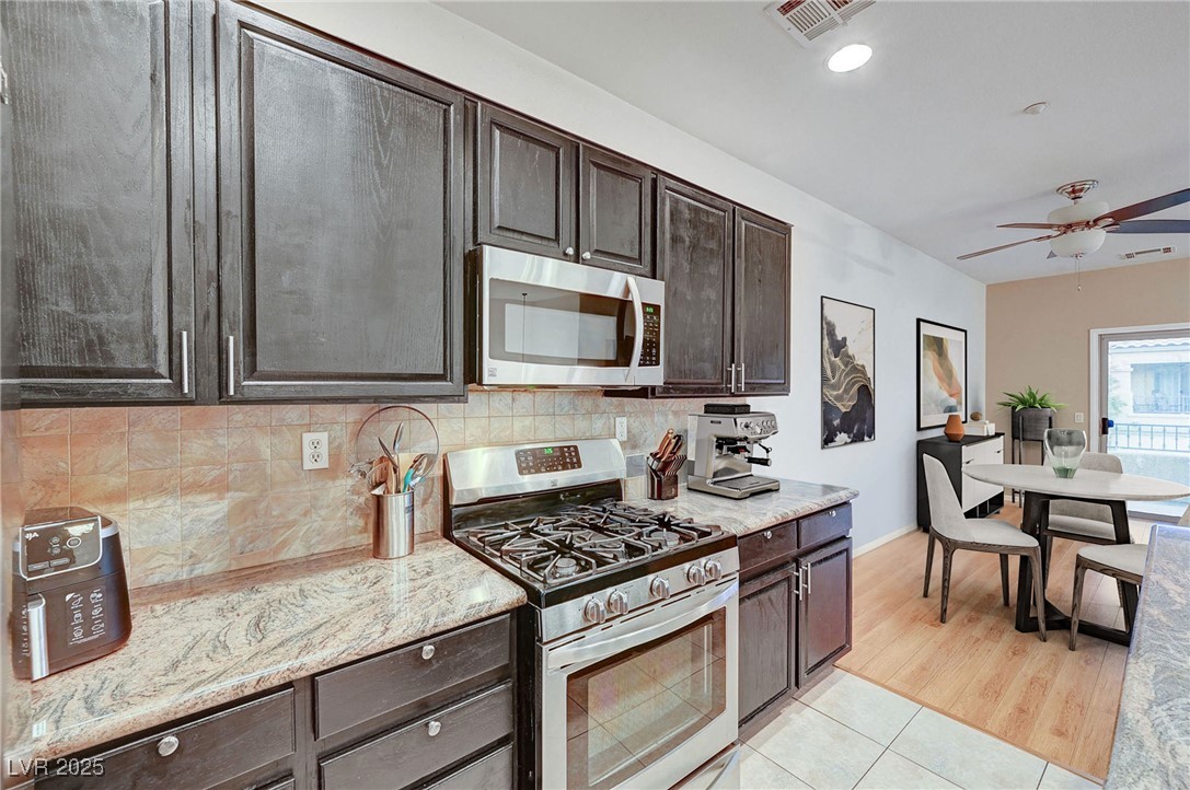 7873 Marbledoe Street Property Photo 12