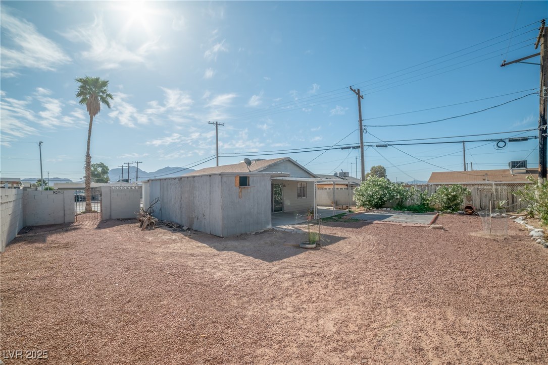 2229 La Puente Street Property Photo 11