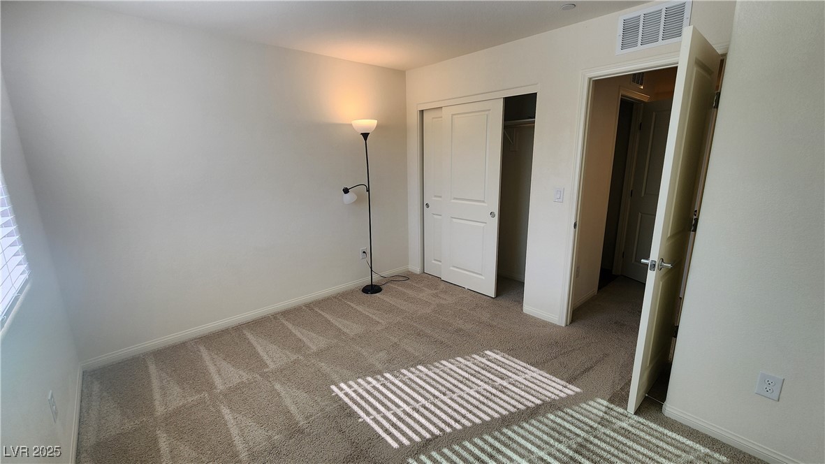 2734 Champagne Gold Avenue Property Photo 15