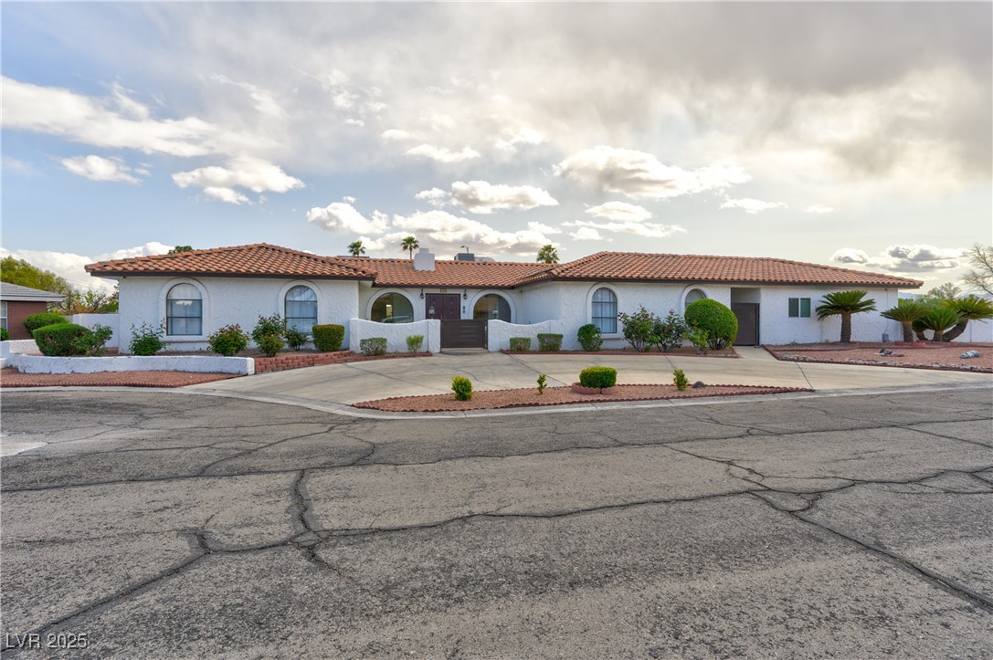1780 Westwind Road Property Photo