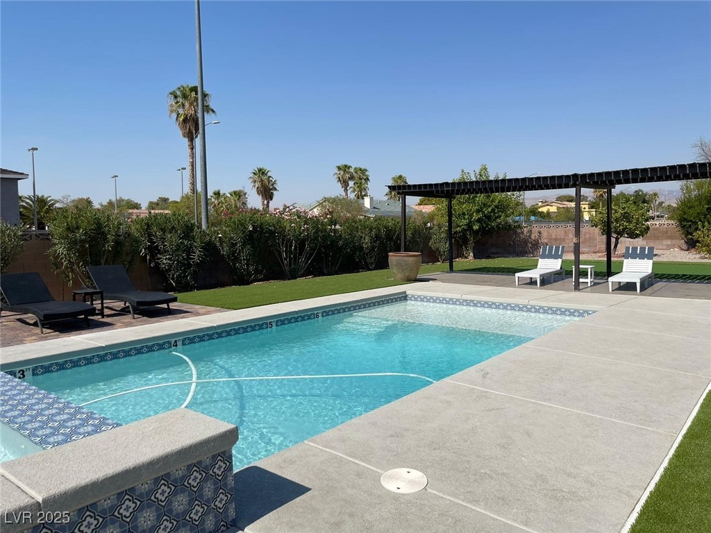1780 Westwind Road Property Photo 10