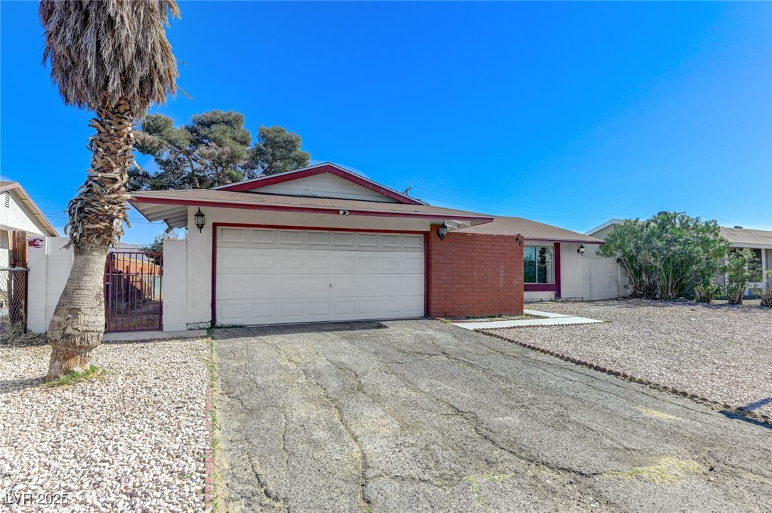 42 Del Amo Drive Property Photo 3