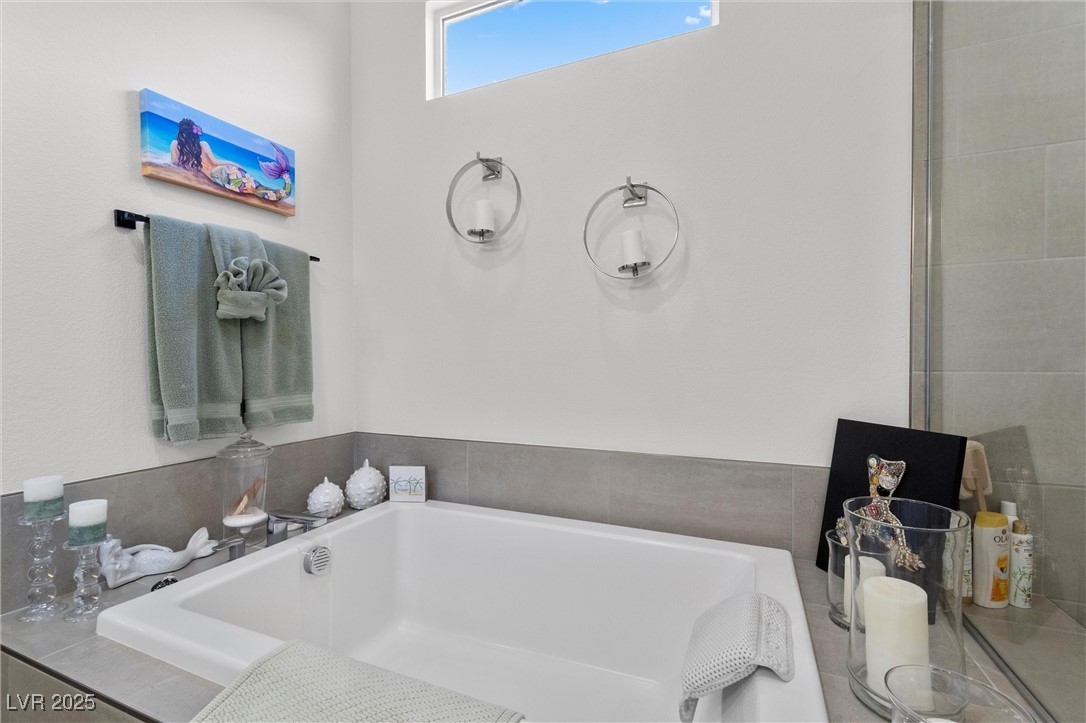 8705 Fordster Street Property Photo 40