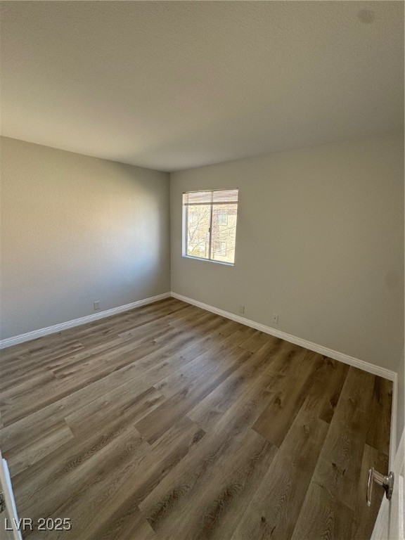 5241 River Glen Drive 184 Property Photo 8