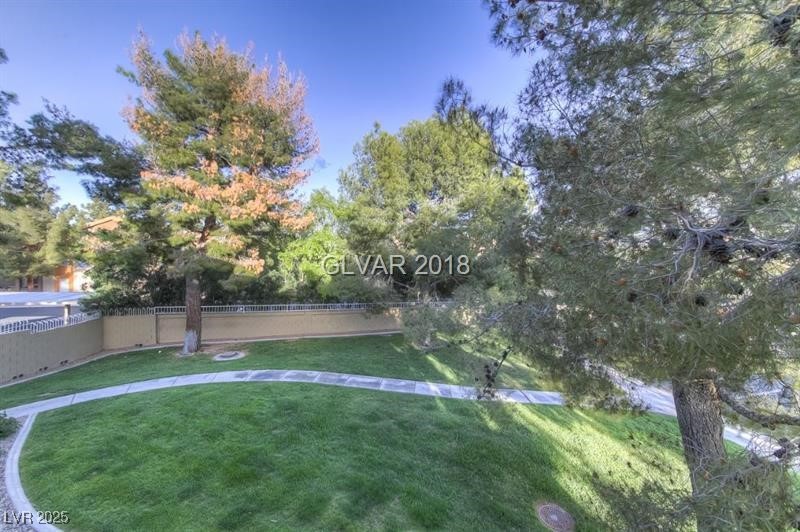 3145 East Flamingo Road 2128 Property Photo 4