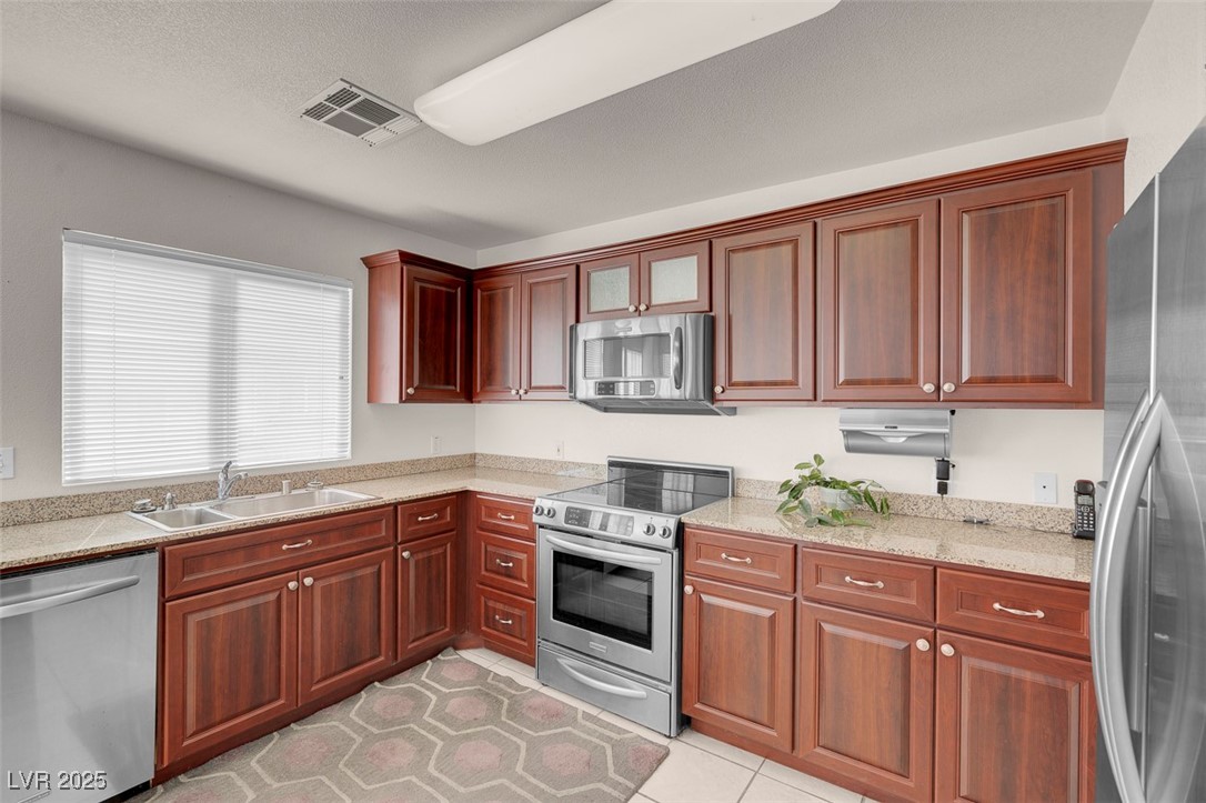 8426 Sluman Court Property Photo 8