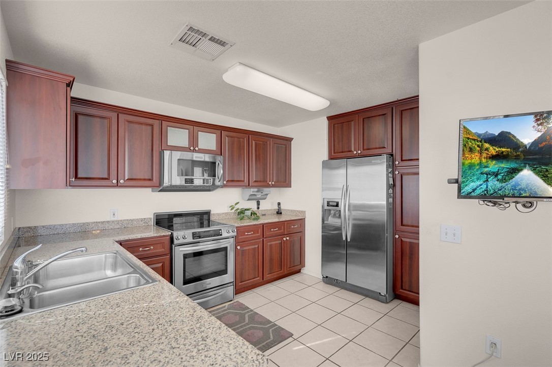 8426 Sluman Court Property Photo 18