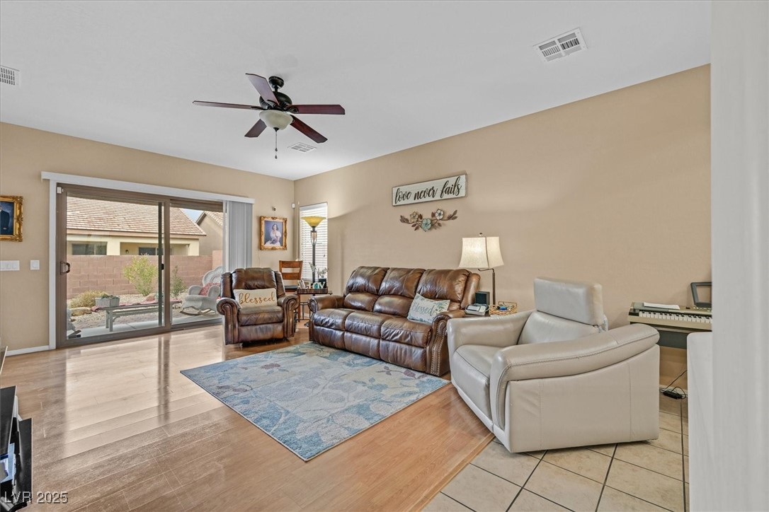 6144 Corbin Avenue Property Photo 7