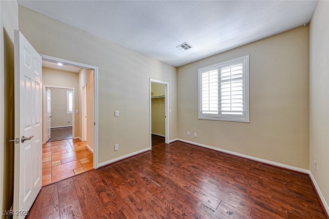 5952 Long Bay Street Property Photo 11