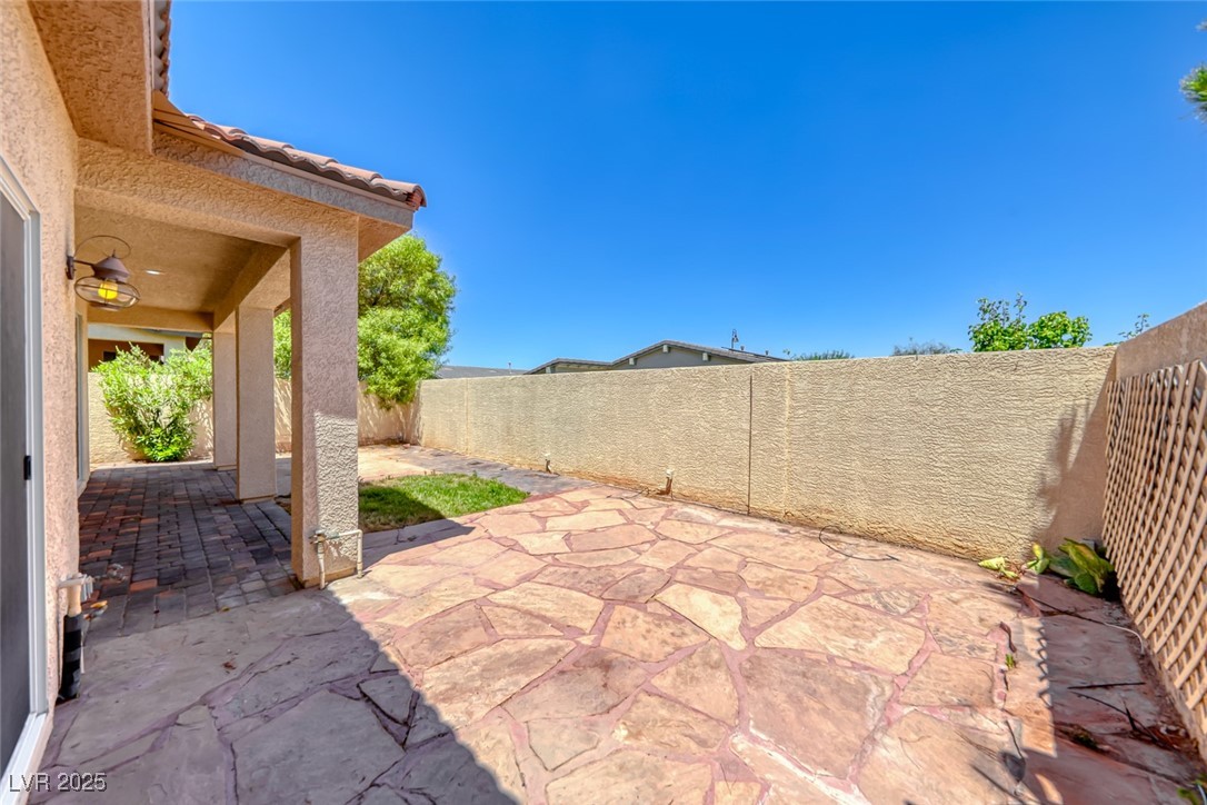 5952 Long Bay Street Property Photo 14