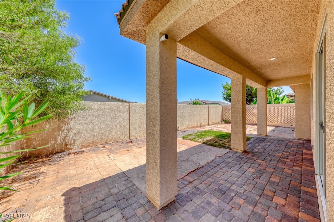5952 Long Bay Street Property Photo 17