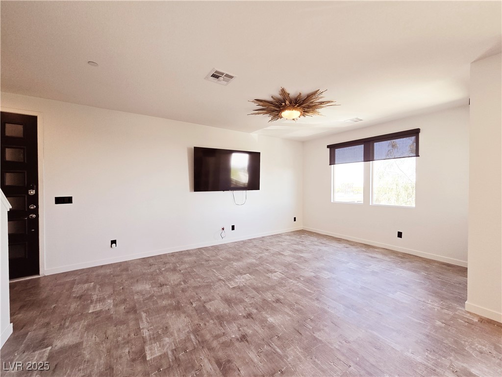 11231 Hidden Peak Avenue 210 Property Photo 2