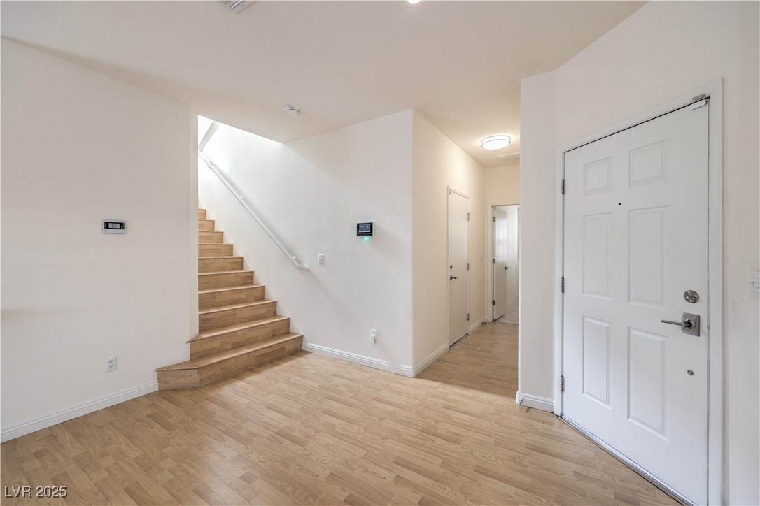 6206 Clapton Way Property Photo 3