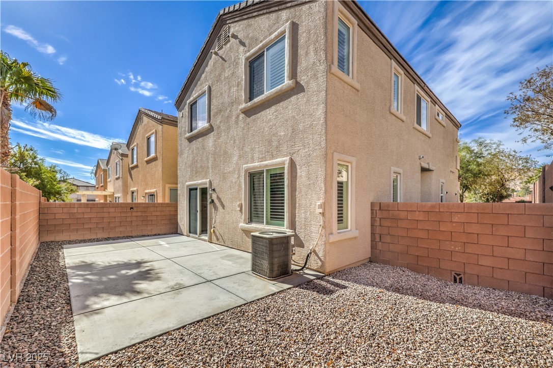6206 Clapton Way Property Photo 18