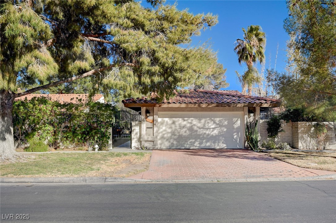 1905 Calle De Espana Property Photo