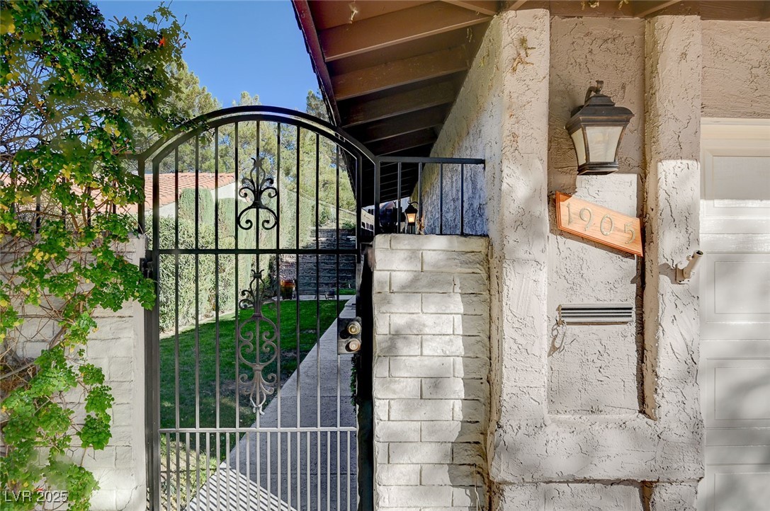 1905 Calle De Espana Property Photo 4