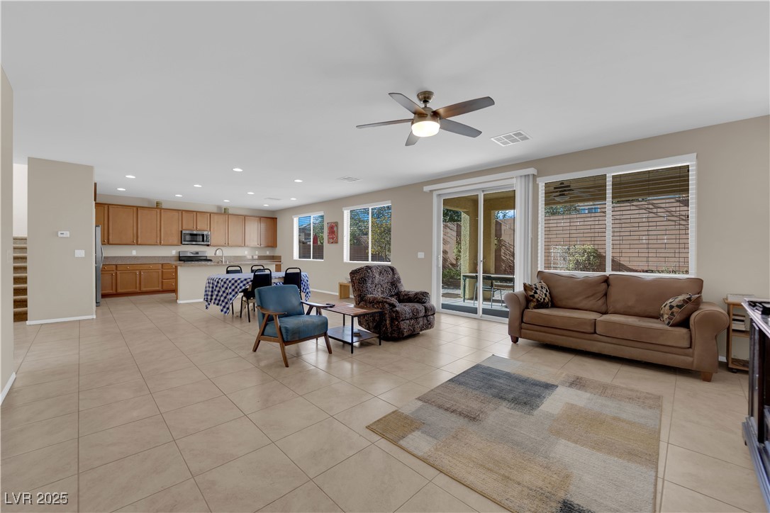 6733 Fast Brook Court Property Photo 5