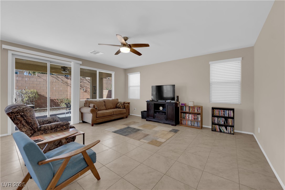 6733 Fast Brook Court Property Photo 7