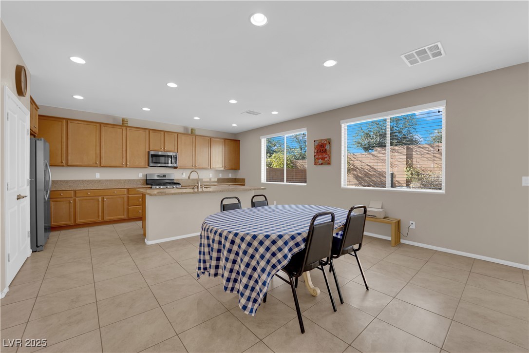 6733 Fast Brook Court Property Photo 8
