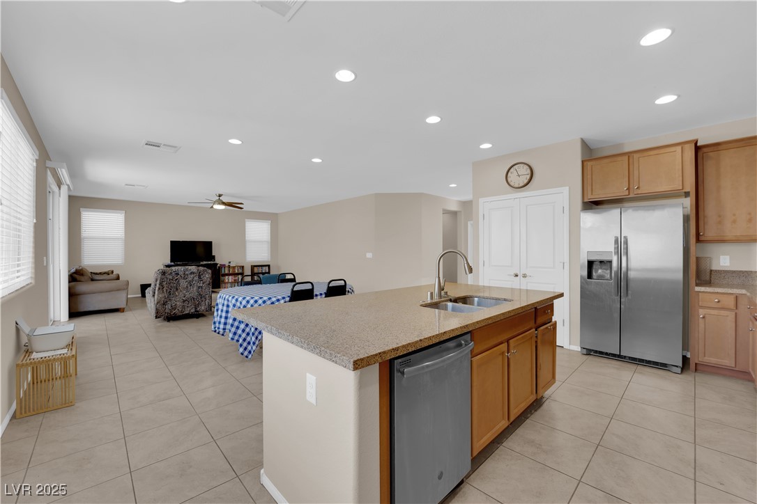 6733 Fast Brook Court Property Photo 12