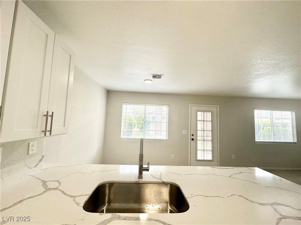 2525 Sierra Bello Avenue 103 Property Photo 10