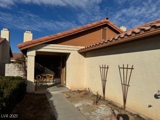 323 Carrington Street Property Photo 4