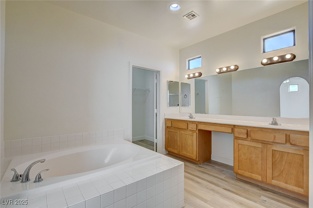 3932 Maldive Isle Court Property Photo 38
