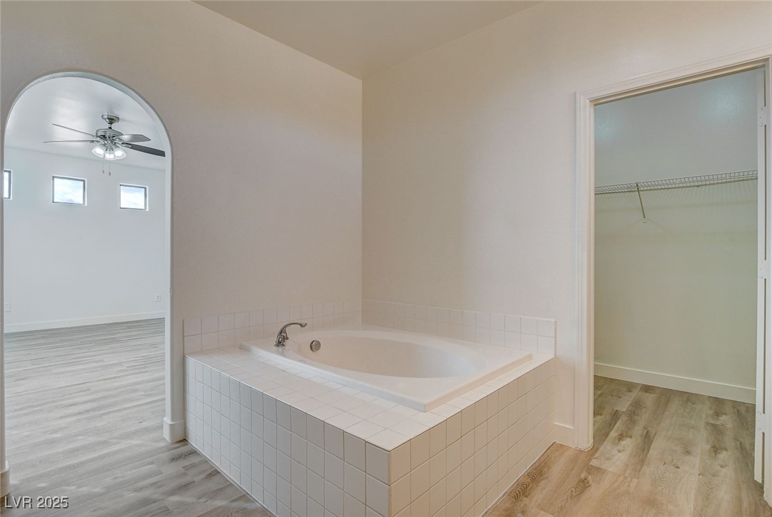 3932 Maldive Isle Court Property Photo 41