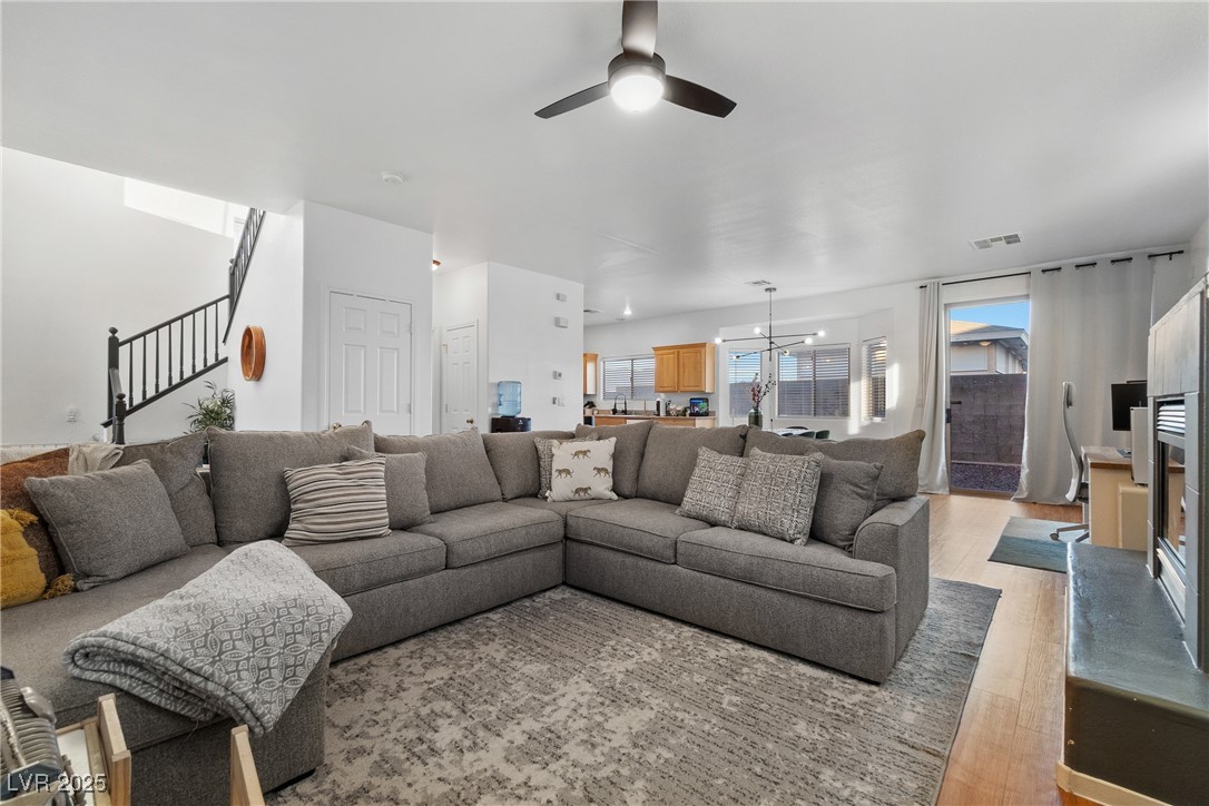8036 Eurostar Street Property Photo 5