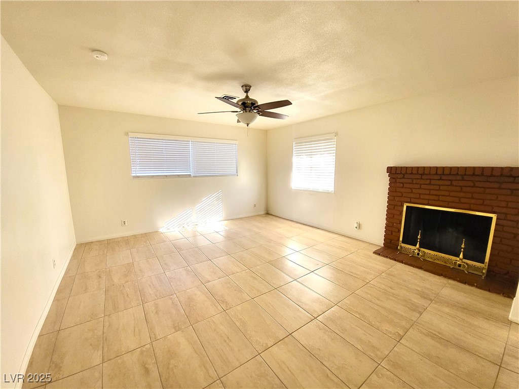 3908 Casa Grande Avenue Property Photo 4