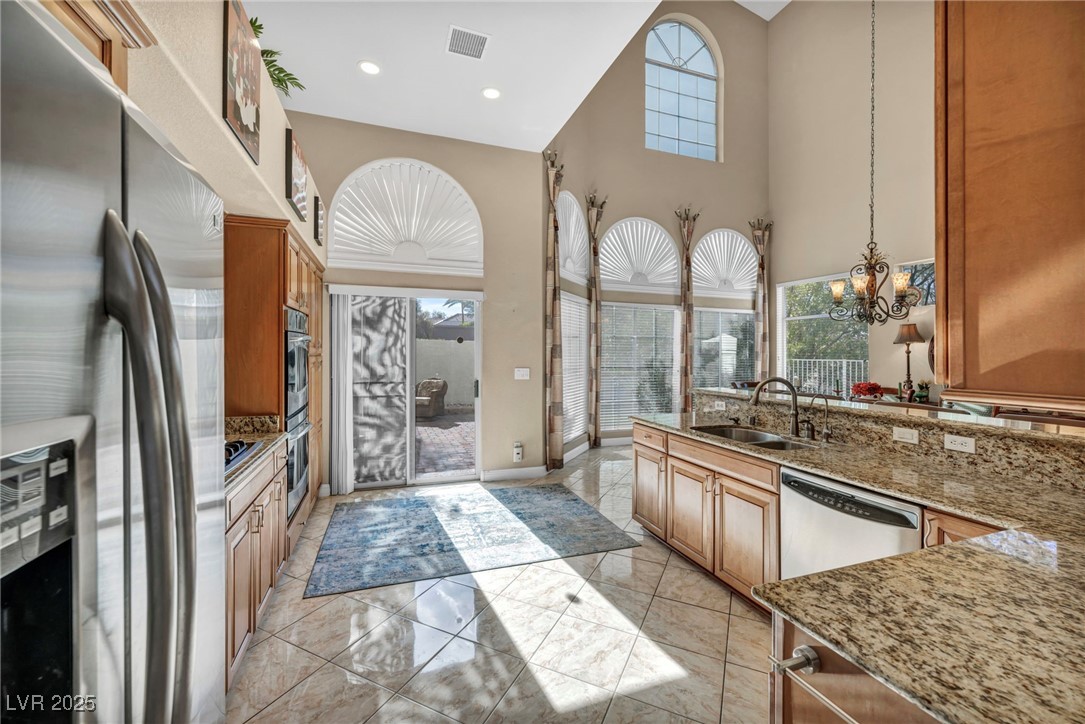 2107 Eaglepath Circle Property Photo 27