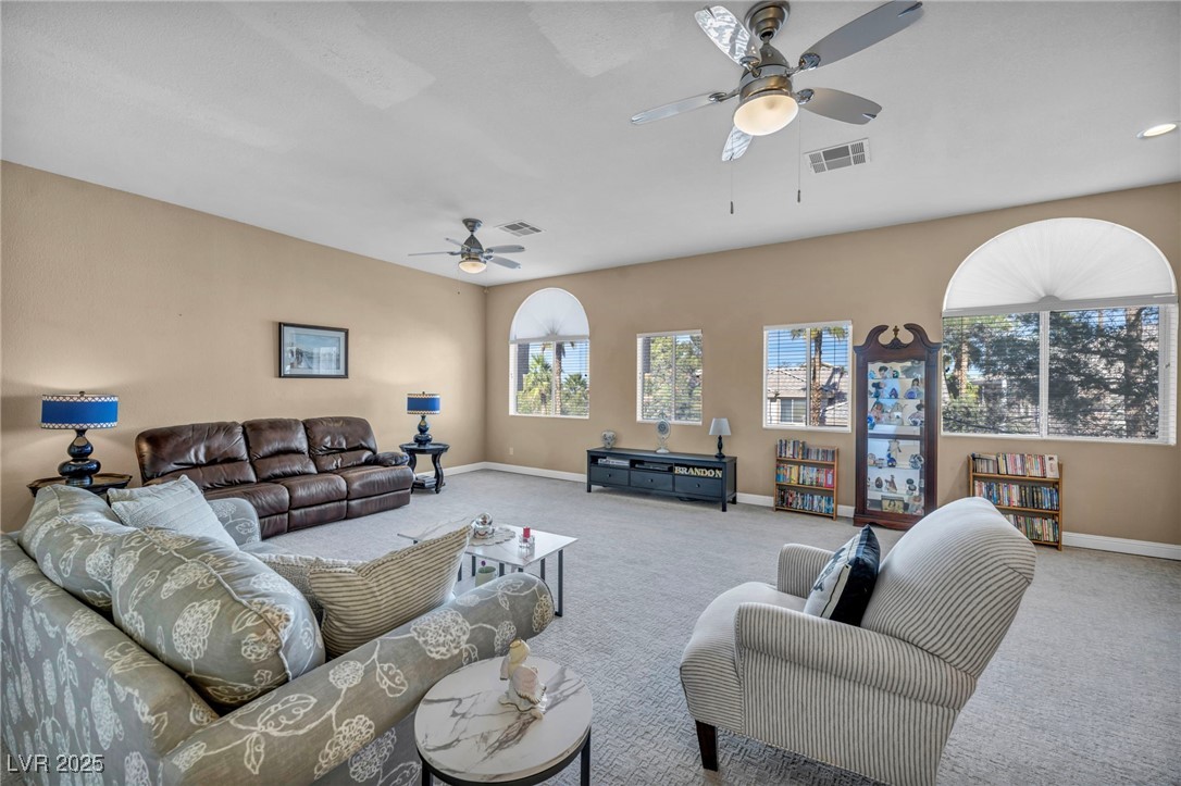2107 Eaglepath Circle Property Photo 35