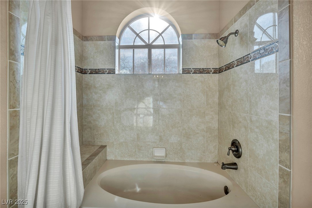 2107 Eaglepath Circle Property Photo 44