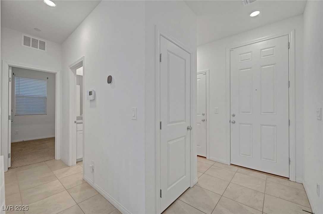 8454 Vacarez Drive Property Photo 20