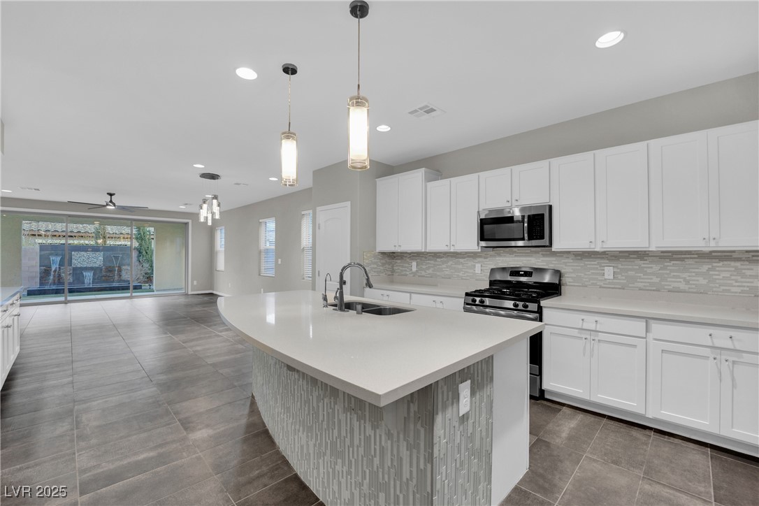 12816 Alcores Street Property Photo 3