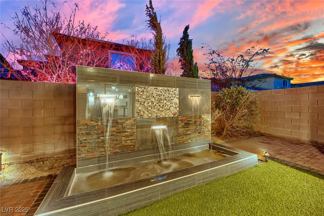 12816 Alcores Street Property Photo 8