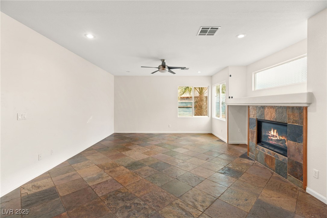 7840 Red Leaf Drive Property Photo 8