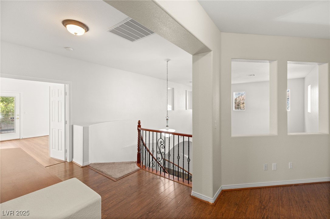 7840 Red Leaf Drive Property Photo 14