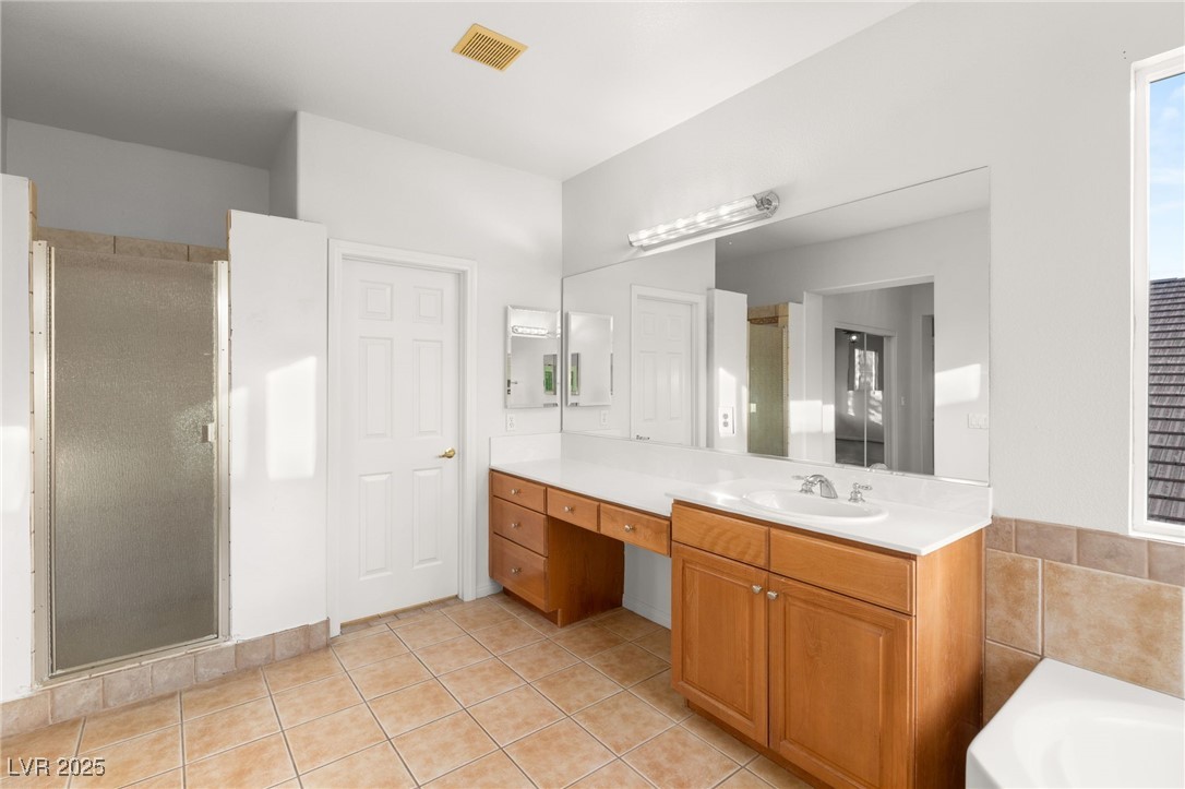 7840 Red Leaf Drive Property Photo 22