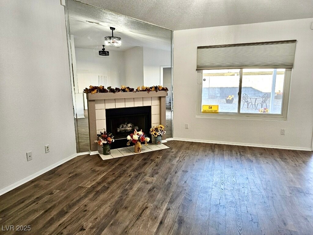 470 Como Court Property Photo 5