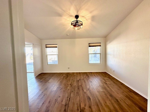 470 Como Court Property Photo 12