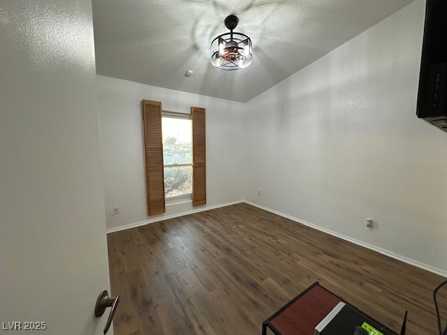470 Como Court Property Photo 22