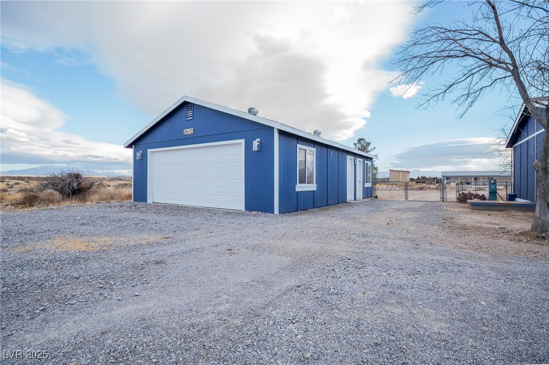 2610 Desert Hills Circle Property Photo 31