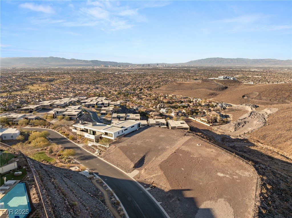 15 Cloud Chaser Boulevard Property Photo 18
